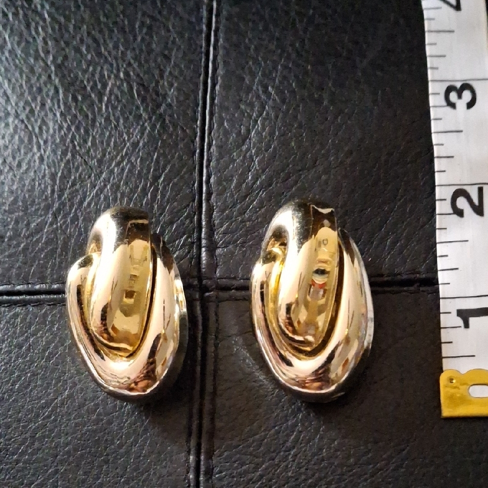 Elegant Gold and Silver Women's Earrings